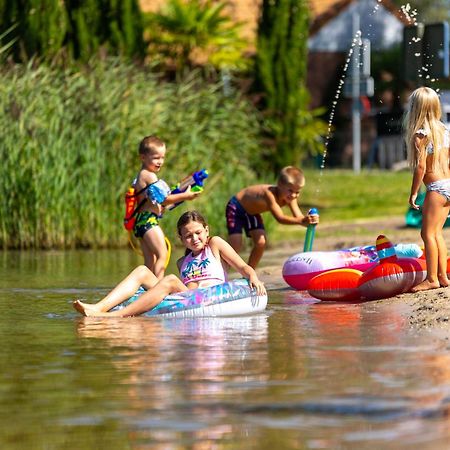Glamping Limburg - Nabij Nationaal Park Hoge Kempen Kinrooi Exteriör bild
